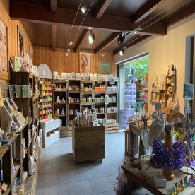 Magasin Au Pays des Ânes x Musée de la Lavande Vallon Pont d'Arc